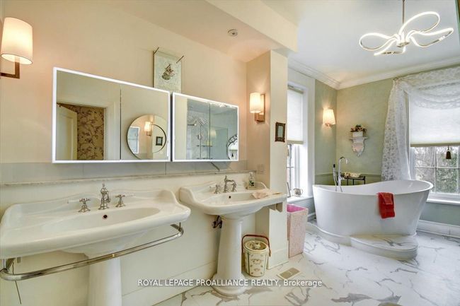 43 - 45 Dorset St W, House other with 5 bedrooms, 4 bathrooms and 4 parking in Port Hope ON | Image 24