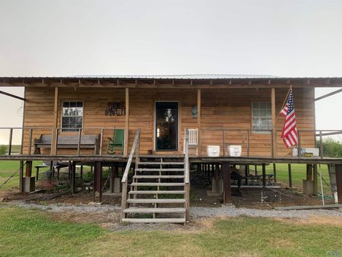 20780 B Highway 1, Golden Meadow, LA, 70357 | Card Image