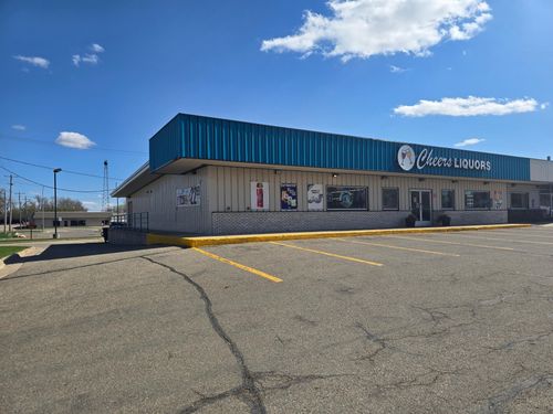 160 Bridge Ave, Albert Lea, MN, 56007-2948 | Card Image