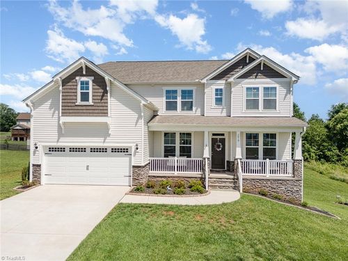 2019 Dock Ridge Dr, Stokesdale, NC, 27357-9422 | Card Image