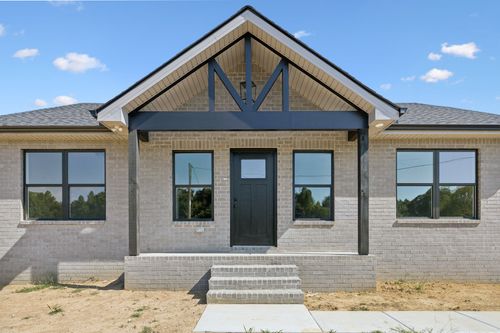 269 Dogwood Cir, Smithville, TN, 37166-2713 | Card Image