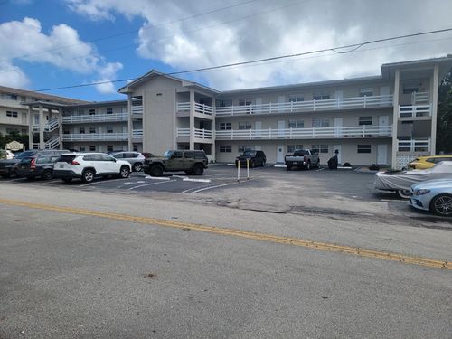 apt-107-2100 Diana Dr, Hallandale Beach, FL, 33009-4712 | Card Image