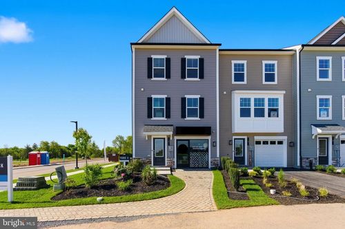 6 Magnolia Ct, GETTYSBURG, PA, 17325-8898 | Card Image