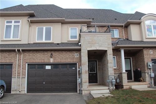 15 Zinfandel Dr, Stoney Creek, ON, L8E0K1 | Card Image