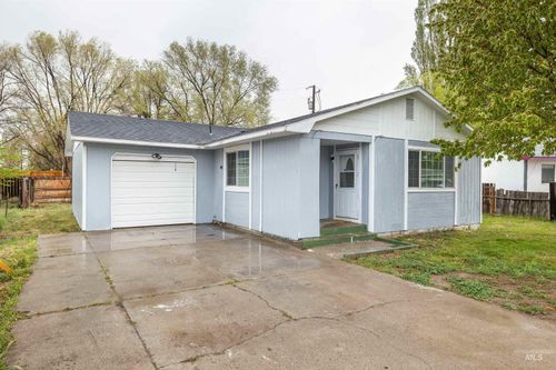 1850 18th Circle Dr, Heyburn, ID, 83336-7685 | Card Image