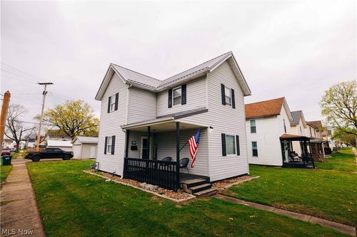 391 S 10th St, Coshocton, OH, 43812-2155 | Card Image