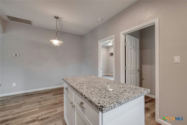 1408 Armstrong St, House other with 3 bedrooms, 2 bathrooms and null parking in Luling TX | Image 10