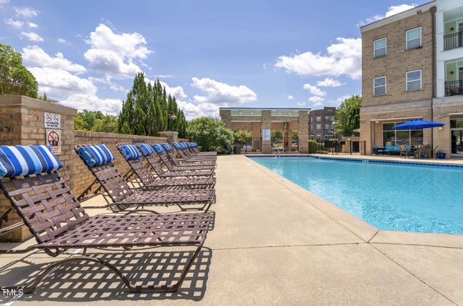 Pool close | Image 23
