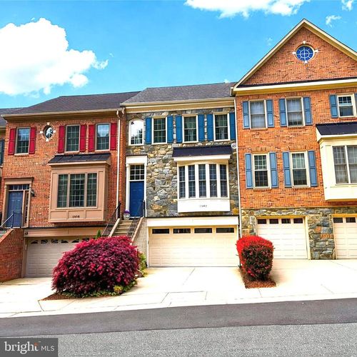 1040 Grand Oak Way, ROCKVILLE, MD, 20852-1045 | Card Image