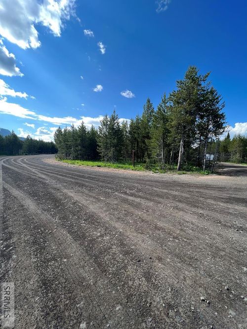 4501 Jm Loop, Island Park, ID, 83429 | Card Image