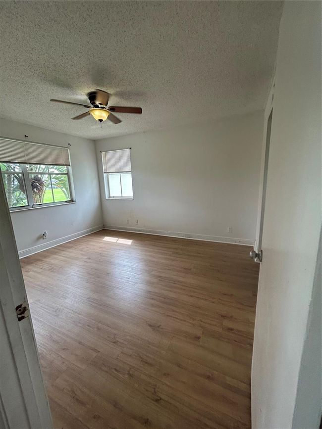 APT-201 - 2823 N Course Dr, Condo with 2 bedrooms, 2 bathrooms and null parking in Pompano Beach FL | Image 11