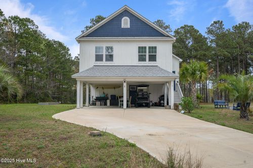 217 Alderman Landing Rd, Holly Ridge, NC, 28445-7610 | Card Image