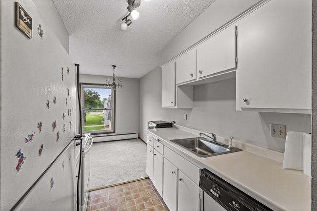 APT-5 - 814 9 Th Ave S, Condo with 2 bedrooms, 1 bathrooms and null parking in Hopkins MN | Image 12