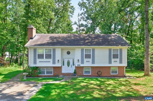 1321 Oak Tree Ln, CHARLOTTESVILLE, VA, 22901-1626 | Card Image