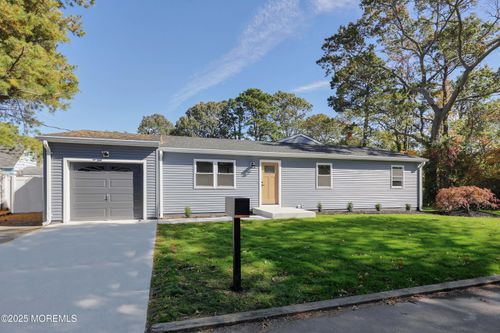 475 France Ave, Brick, NJ, 08723-8025 | Card Image