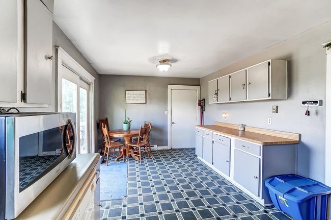 11345 E Us Highway 20, House other with 3 bedrooms, 2 bathrooms and null parking in Lagrange IN | Image 9