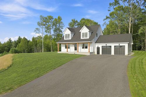 36 Grimstone Dr, Belmont, NH, 03220-3639 | Card Image