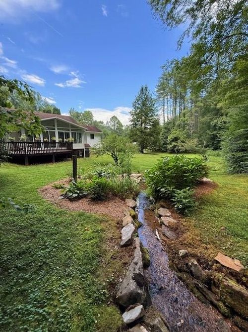 1107 Panther Creek Rd, Almond, NC, 28702-6128 | Card Image