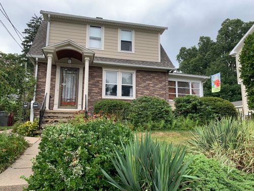28 Galpin St, Naugatuck, CT, 06770-3919 | Card Image