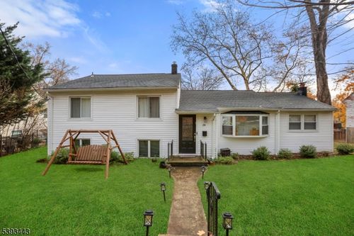 214 S Valley Rd, West Orange, NJ, 07052-4320 | Card Image