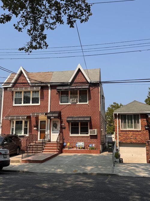 1867 E 38th Street, New York City, NY, 11234 | Card Image