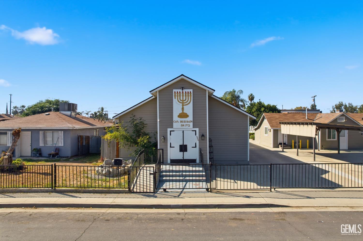 Commercial Sale in Arvin 2