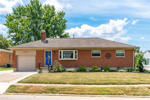 1124 Rio Ln, Kettering, OH, 45429-4768 | Card Image