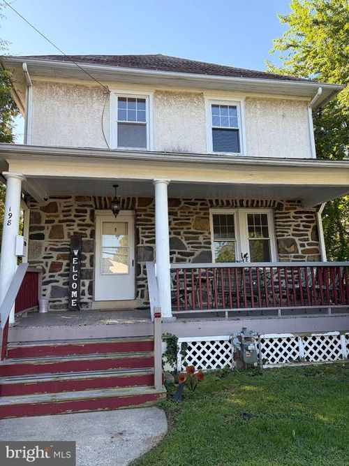 198 Woodbine Ave, NARBERTH, PA, 19072-1920 | Card Image