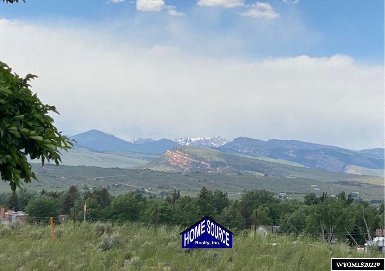 1062 Pronghorn Dr, Lander, WY