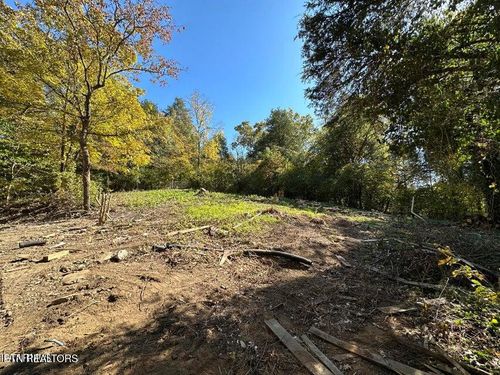 4021 Island Home Pike, Knoxville, TN, 37920-5418 | Card Image