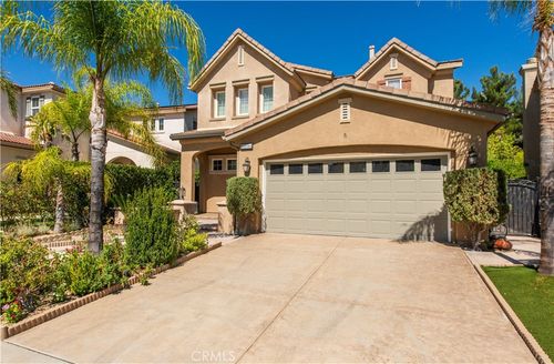 11446 Santini Ln, Porter Ranch, CA, 91326-4427 | Card Image