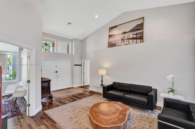 730 Bayside Ln, House other with 4 bedrooms, 3 bathrooms and null parking in Weston FL | Image 13