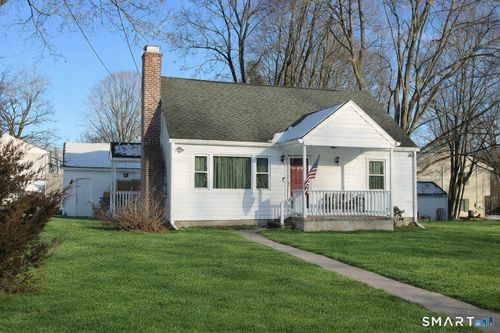 3 Whitlock Ave, Bethel, CT, 06801-2817 | Card Image