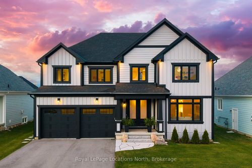 104 Stillwater Cres, Blue Mountains, ON, L9Y4P5 | Card Image