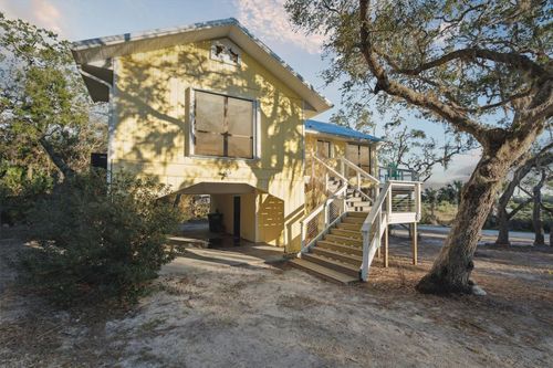 12631 Hodgson Avenue, Cedar Key, FL, 32625 | Card Image