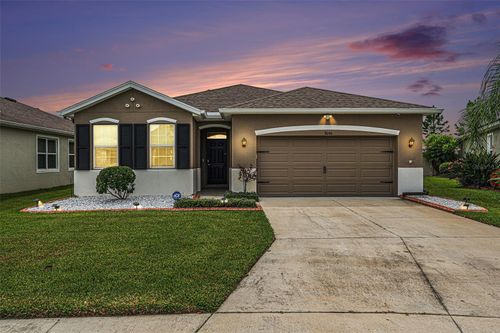 8040 Wheat Stone Dr, ZEPHYRHILLS, FL, 33540-2700 | Card Image