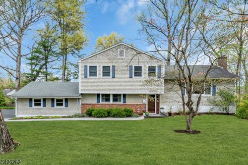 51 Chestnut St, New Providence, NJ, 07974-2328 | Card Image