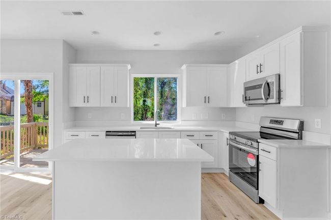 307 Princeton Ave, House other with 3 bedrooms, 3 bathrooms and null parking in High Point NC | Image 12