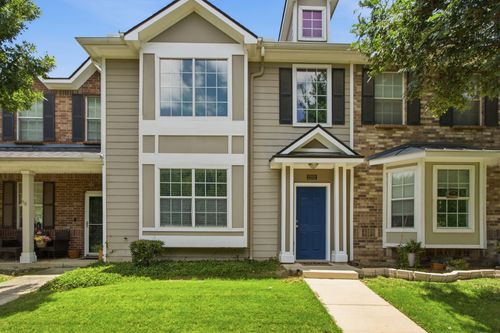 2202 Sandshell St, Bedford, TX, 76021-7371 | Card Image