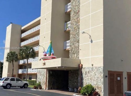307-301 Se 3rd St, Dania Beach, FL, 33004-4742 | Card Image