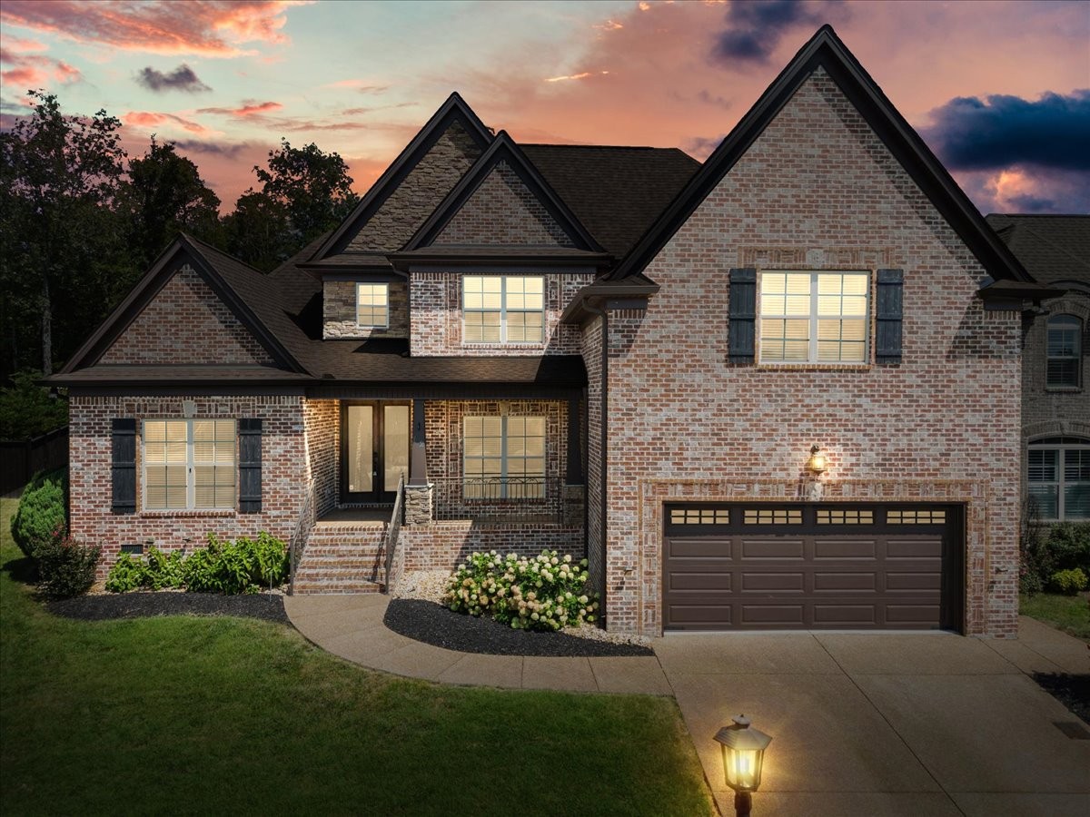 Hickory Creek Cir, Mount Juliet, TN 37122