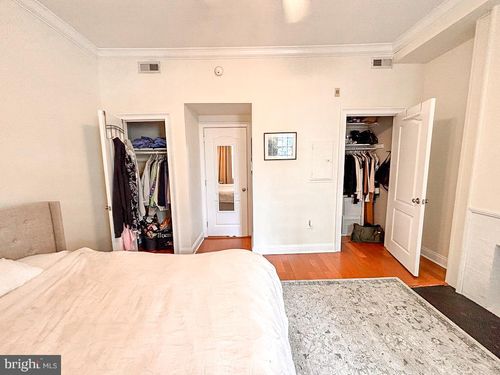 3a-1931 Spruce St, PHILADELPHIA, PA, 19103-5722 | Card Image