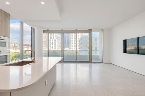 501-200 Arkona Ct, West Palm Beach, FL, 33401-7106 | Card Image