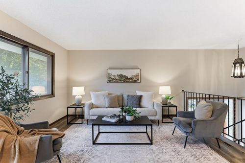 12093 71st Pl N, Maple Grove, MN, 55369-5217 | Card Image