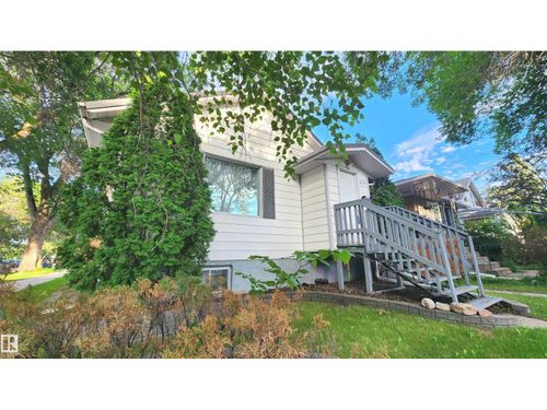 9359 92 St Nw, Edmonton, AB, T6C3R8 | Card Image