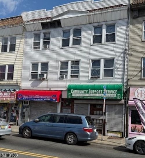 876 Stuyvesant Ave, Irvington, NJ, 07111-1140 | Card Image