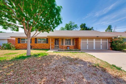 3211 W Shandon Ave, Midland, TX, 79705-6248 | Card Image