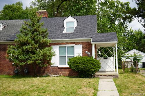 15820 Pinehurst St, Detroit, MI, 48238-1017 | Card Image