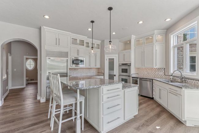 1601 Cedar Bend, House other with 5 bedrooms, 4 bathrooms and null parking in Hartland WI | Image 22