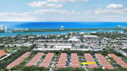 73 Laurel Oaks Cir, Tequesta, FL, 33469-2757 | Card Image